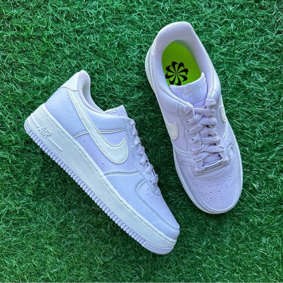 Nike Air Force 1 ‘07 NN Barely Grape - Picture 10 of 11
